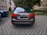 Volkswagen jetta - Volkswagen Jetta aus 2011 mit Diesel-Antrieb