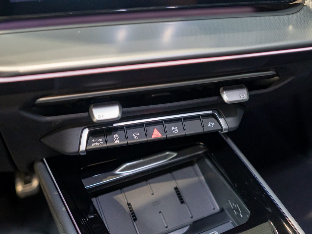 Audi Q3 Sportback e-hybrid S Line Tech Plus ACC LED foto 12