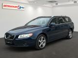 Volvo V70 Kombi 2.4 D AWD Automatik Xenon Leder SHZ - Volvo V70 Gebrauchtwagen in Berlin