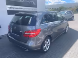 Mercedes-Benz B 220 CDI Autom/Xenon/LederBraun 1JahrGarantie - Mercedes-Benz B-Klasse Gebrauchtwagen in Frankfurt