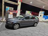 Volvo V50 1.6 101 PS Sehr gepflegter Kombi !  - Volvo V50 in Duisburg