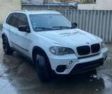 BMW Bmw X5 2011 - BMW 520 SUV