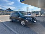 Volkswagen 3.0TDI 4MOTION*LED*LUFTFED*ANHANGER - gebrauchte VW Touareg aus dem Jahr 2020
