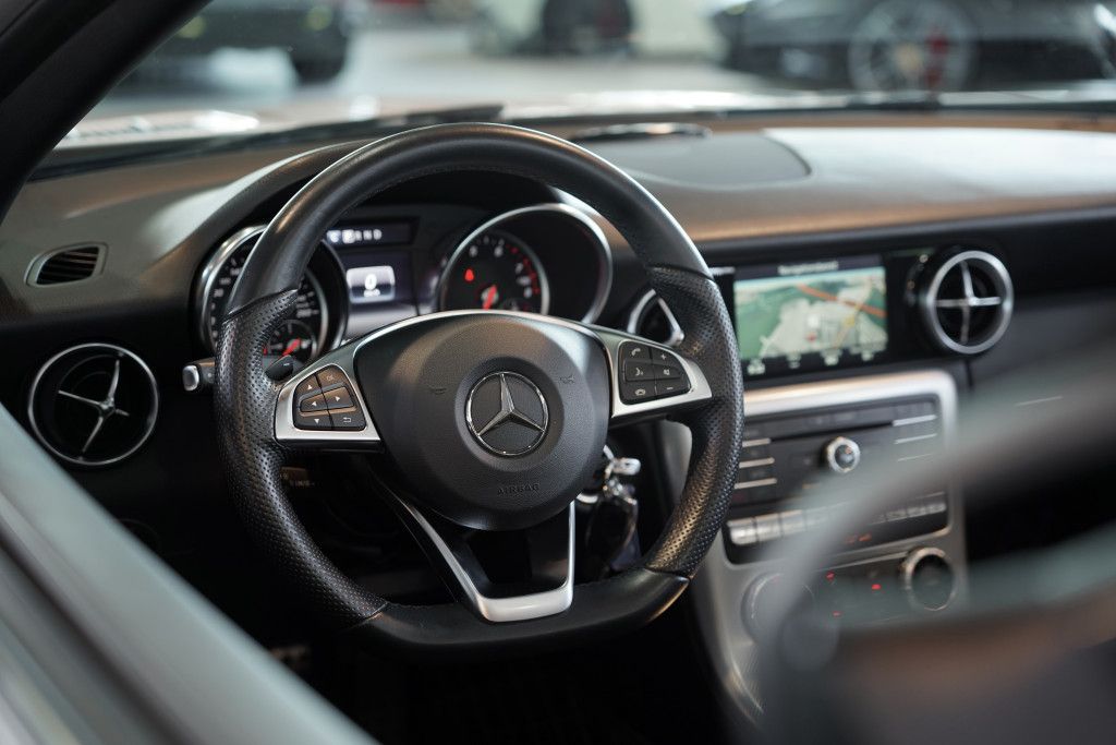 Mercedes Benz Slc 200