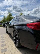 BMW M5 xDrive A M5 - BMW M5 mit Panoramadach
