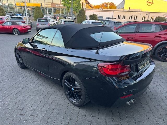 Fahrzeugabbildung BMW 220i Cabrio M Sport H/K LED NAV PDC SHZ 18"