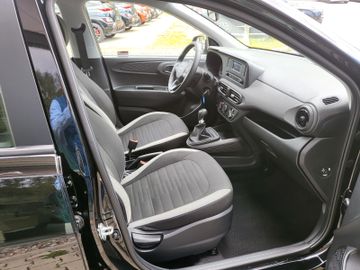 Fahrzeugabbildung Hyundai NEW i10 1.0 Select SHZ PDC Lenkradhzg KLIMA