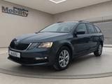Skoda Octavia Combi Tour 2.0 TDI ACC LED CarPlay AHK - Skoda Octavia Tour mit Diesel-Antrieb