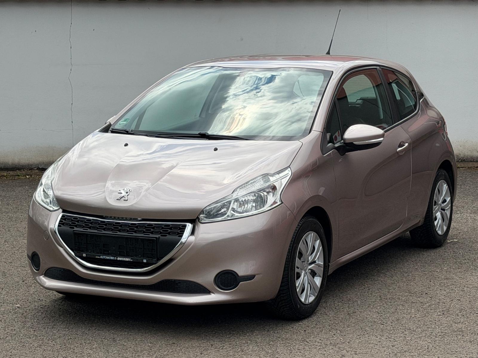 Peugeot 208 1.2 Active 82 VTi *1 Hand*Klima*Euro 5*