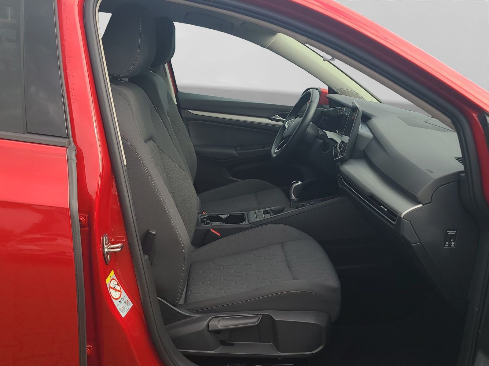 Volkswagen Golf 1.5 TSI LIFE ST.HEIZ NAVI LED WINTERPAKET foto 4