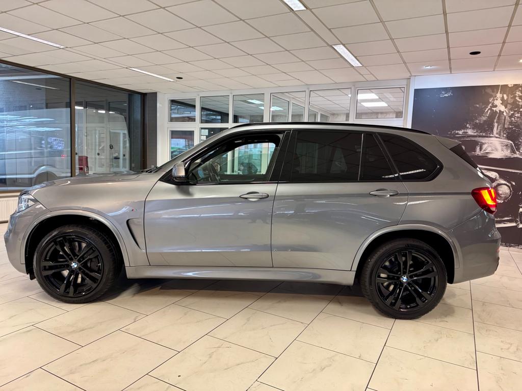 BMW X5 M50