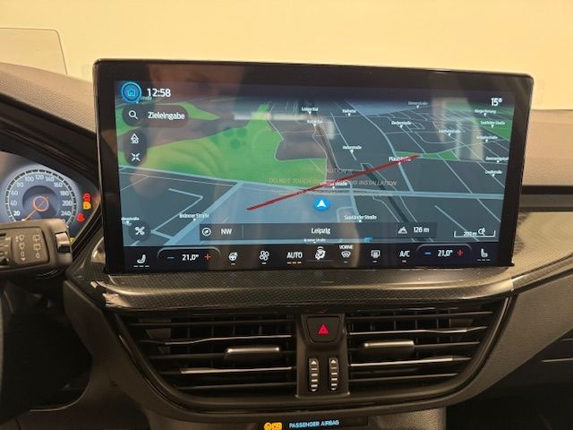 Fahrzeugabbildung Ford Focus ST X HUD Navi Digitales Cockpit Soundsyste