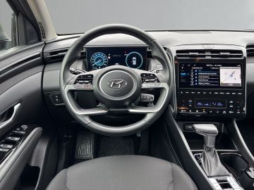 Hyundai TUCSON - 11