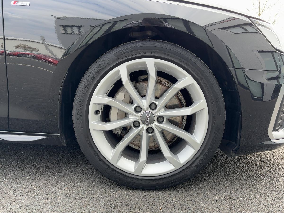 Audi A4 - Bild 13
