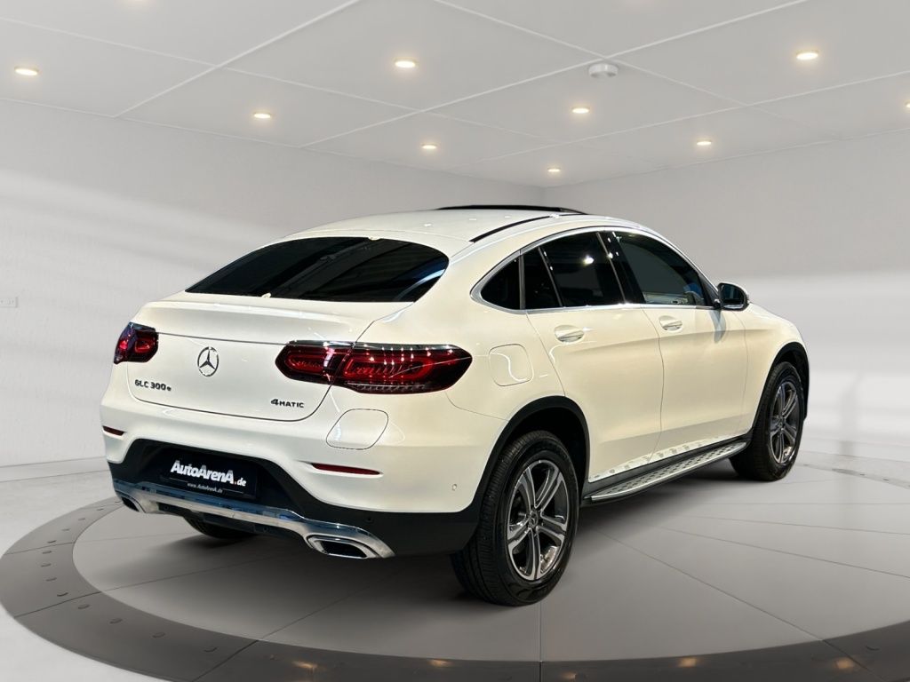 Mercedes-Benz GLC 300 e 4matic Coupe Exclusive MBUX HUD SHD foto 4