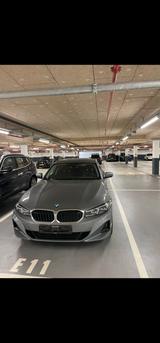 BMW 318i Automatik - Full BMW warranty 04/2027 - BMW mit Benzin-Antrieb: Limousine, 3.0