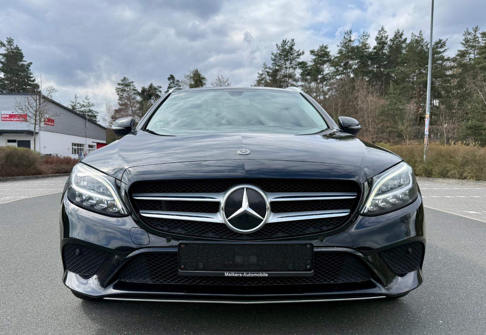Mercedes-Benz C 300 T de Sport Sitze Burmester Kamera Navi LED