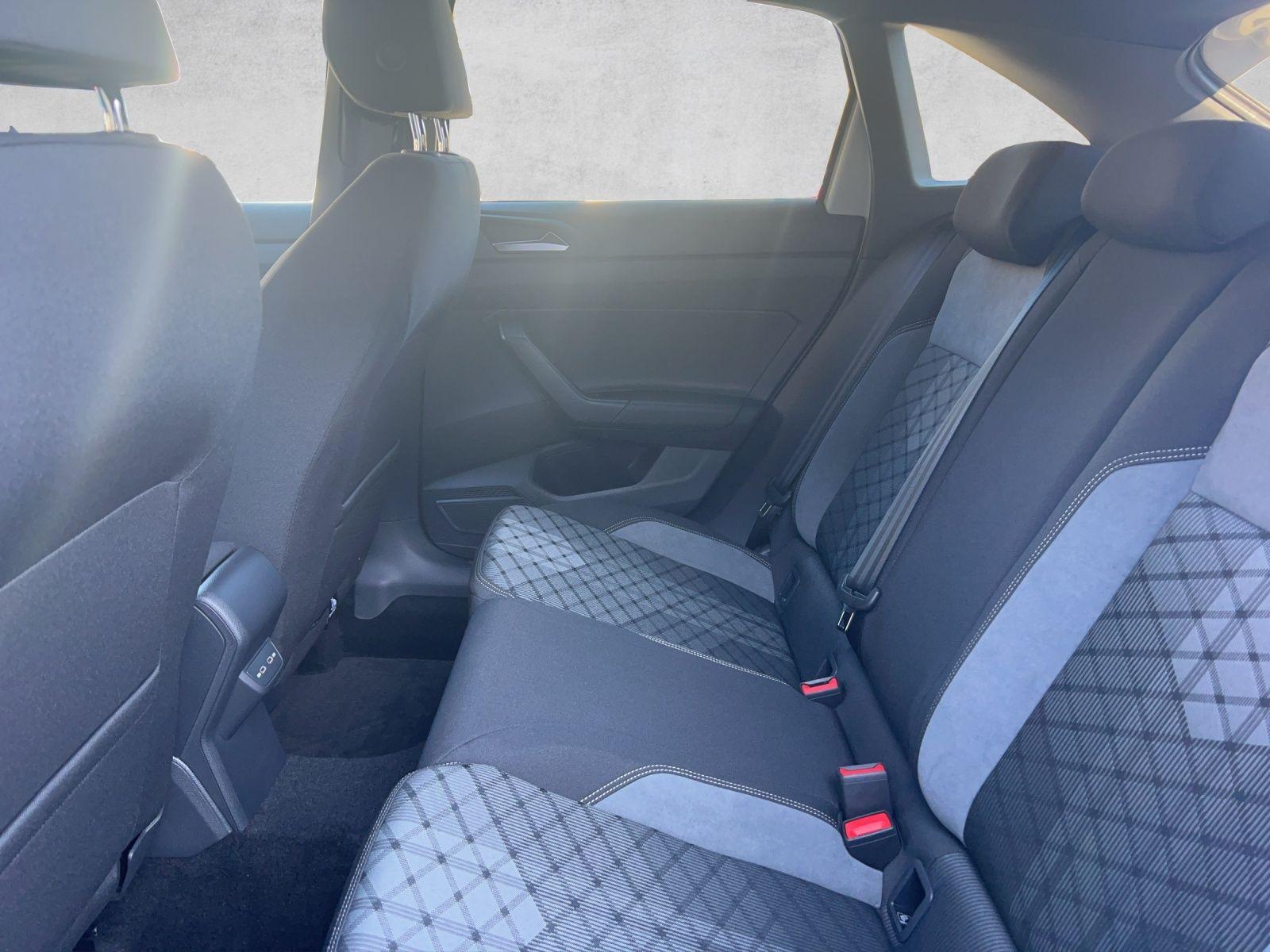 Volkswagen Taigo R-Line 1.5 TSI DSG Pano*Navi*Black Style