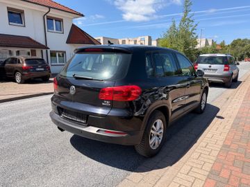Volkswagen Tiguan - 3