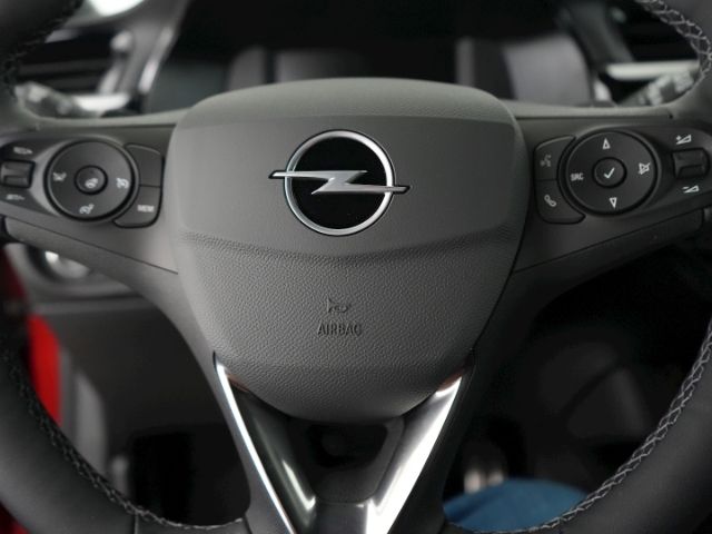 Corsa F FACELIFT GS AT+LED MATRIX+NAVI+RÜCKFAHRK