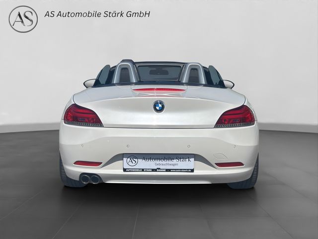 Fahrzeugabbildung BMW Z4 sDrive 20i Cabrio+Xenon+Leder+Sportsitze