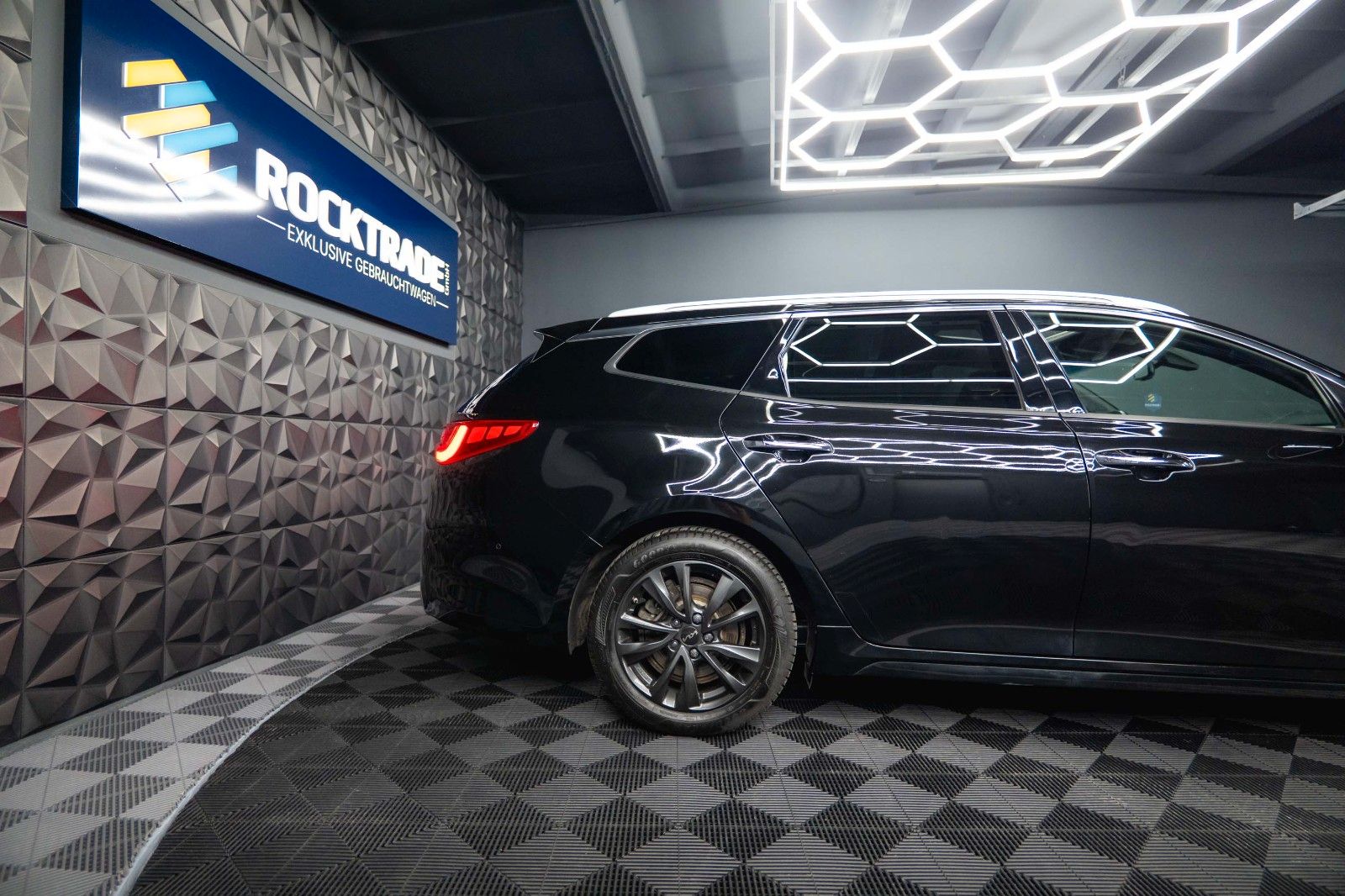 Fahrzeugabbildung Kia Optima Sportswagon GT-Line | PANO | LED | ACC