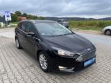 Ford Focus Turnier Titanium 2.Hand Scheckheft - Ford Focus Gebrauchtwagen in Osnabrück