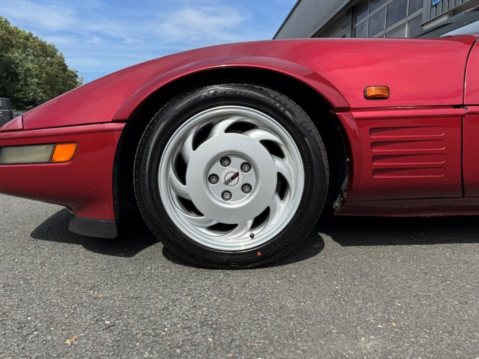 Fahrzeugabbildung Corvette C4 Targa 5.7 TPI Schweiz Import H Zulassung