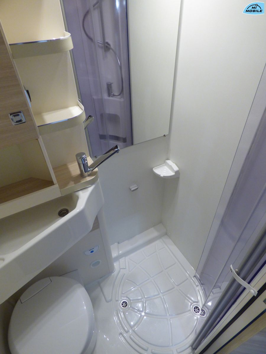 Fahrzeugabbildung Eura Mobil Activa ONE 570 HS *SCHAUSONNTAG 11-16 Uhr*