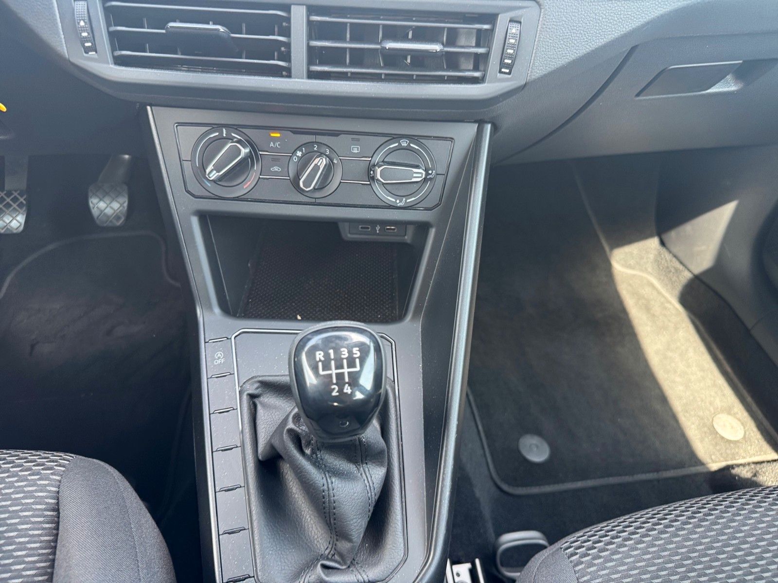 Fahrzeugabbildung Volkswagen Polo 1.0 MPI FRESH
