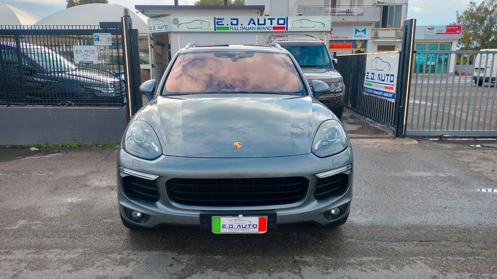 Image of Porsche Cayenne
