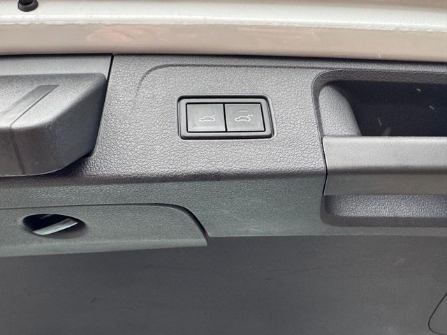 Passat Variant 2.0 TDI DSG Business AHK/NAV /RFK