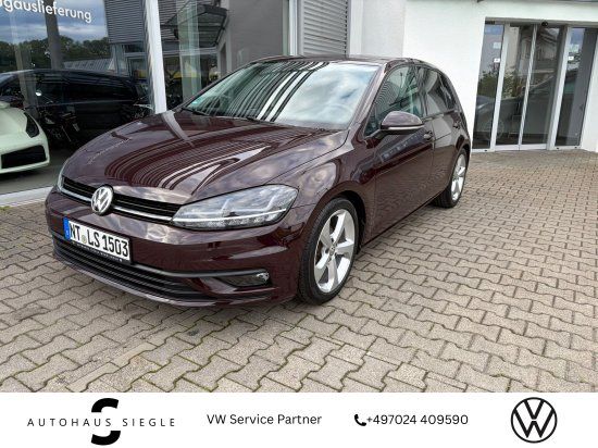 VW Golf VII 1.0 TSI BMT Navi, Carplay, 17 Zoll..