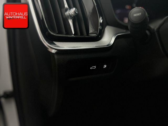 Volvo S60 T8 AWD PLUS DARK RECH PANO+360+MEMO+STANDHZG