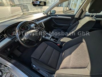 Volkswagen Passat Variant - 12