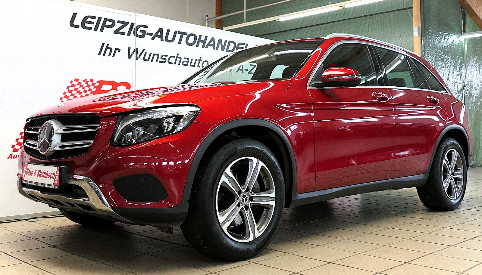 MERCEDES-BENZ GLC 220 d 4Matic *AMG-Line*AHK*GRA*LED*