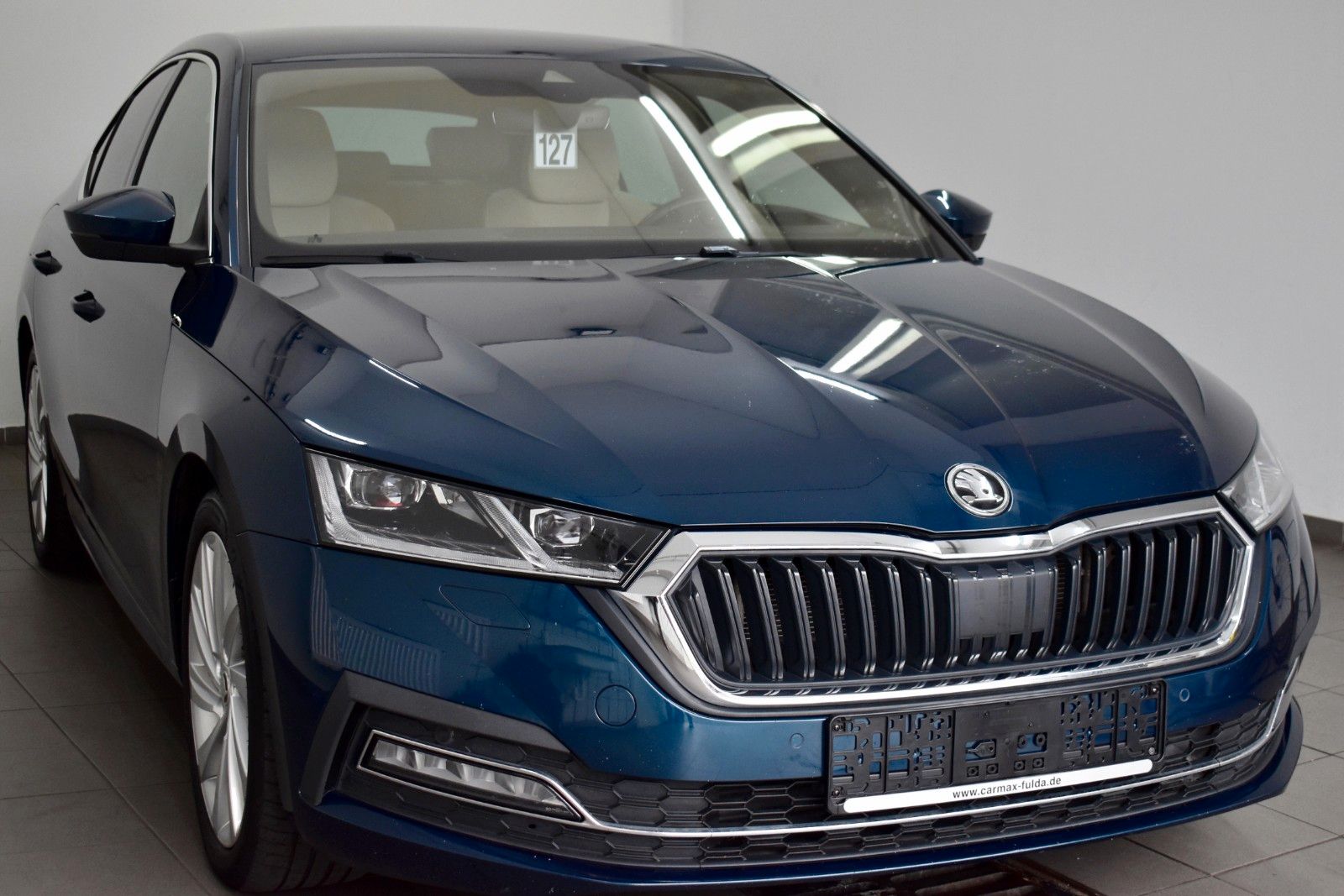 Fahrzeugabbildung SKODA Octavia Lim. Style TLeder,Navi,LED,Memory,AHK,SH