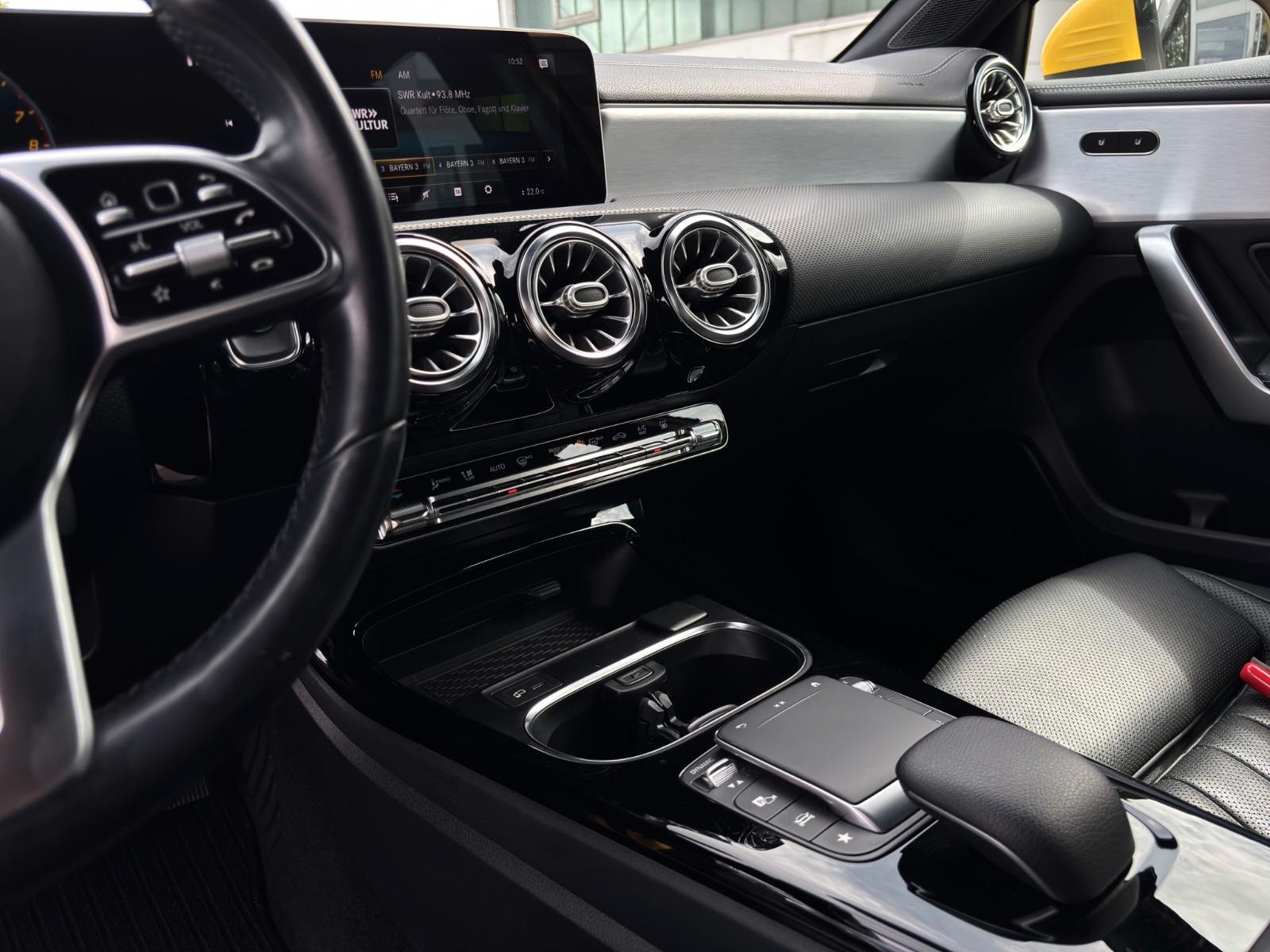 Mercedes-Benz A 250 e Edition 19 *HUD *PANO *Sitzklima *AMG