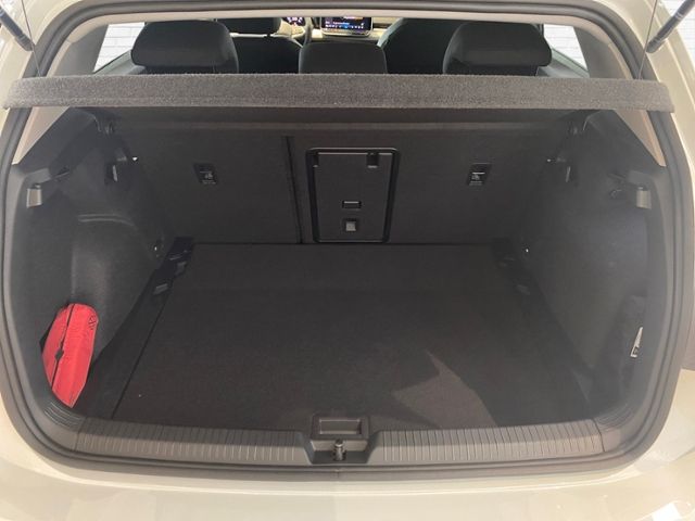Fahrzeugabbildung Volkswagen Golf Life 1,5 l TSI OPF 85 kW (116 PS) 6-Gang KL