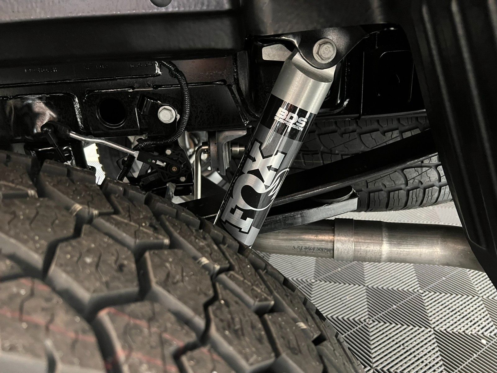 Fahrzeugabbildung Ford F-150 Lariat 5.0L V8  5,5"  MY25 * RTR UMBAU*
