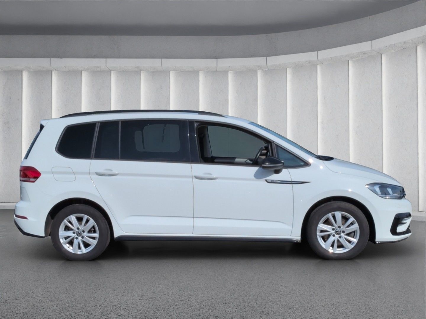 Volkswagen Touran R-LINE 2.0TDI*AHK ACC 2xSpurass 3Z-Klima imagem 3