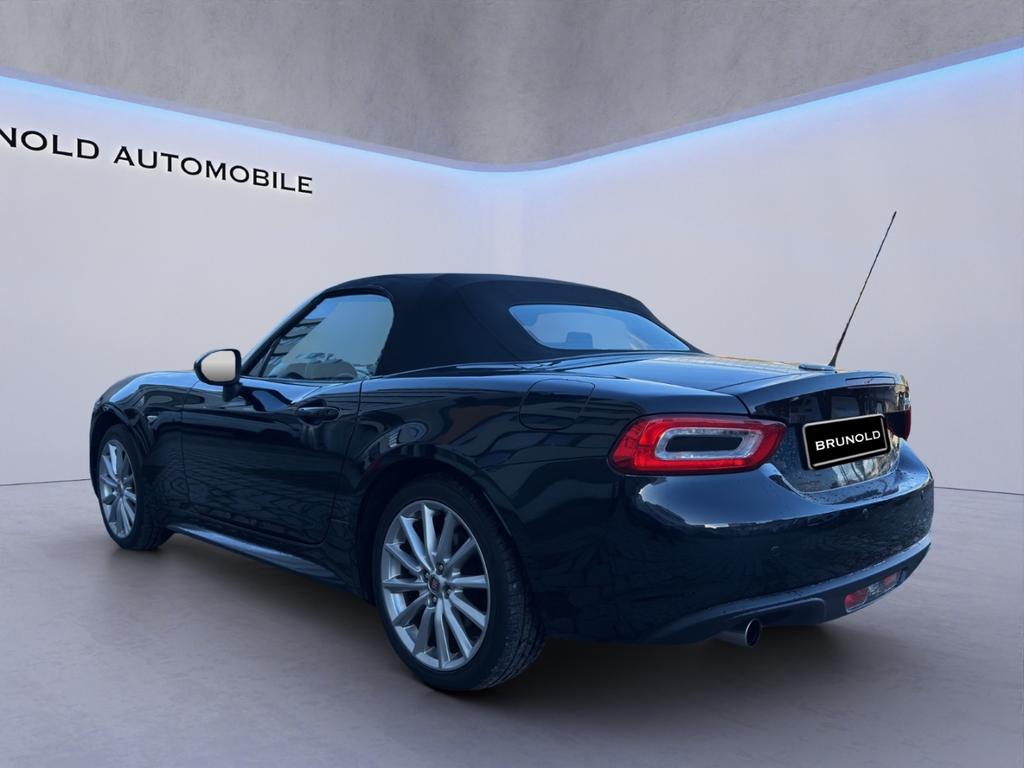 Fiat 124 Spider