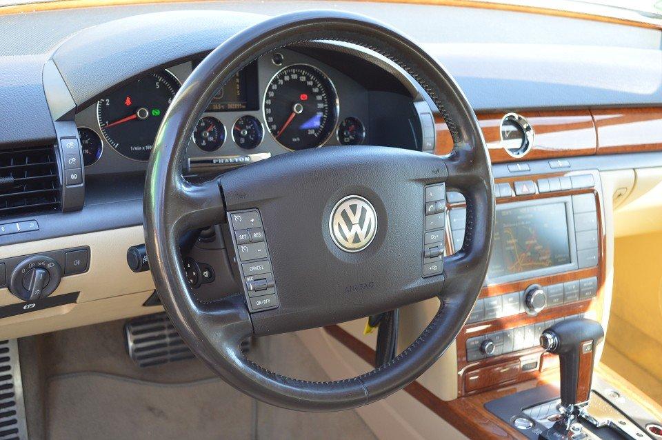 Volkswagen Phaeton (3D3/3D7)(06.2007->) Phaeton V6 LPG Auto