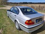 BMW 318i - gut erhalten mit Youngtimer-Potenzial - BMW 3 Series aus 2002
