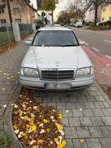Mercedes-Benz Mercedes Benz C-Klasse 230t TÜV Neu!!! - Mercedes-Benz E 230 aus 1997
