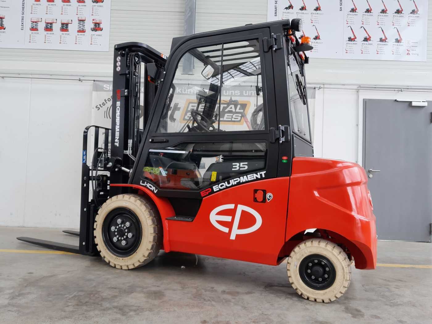 Fahrzeugabbildung Andere EP Equipment EFL353 / 3,5T / Triplex: 4,80m /ZVG