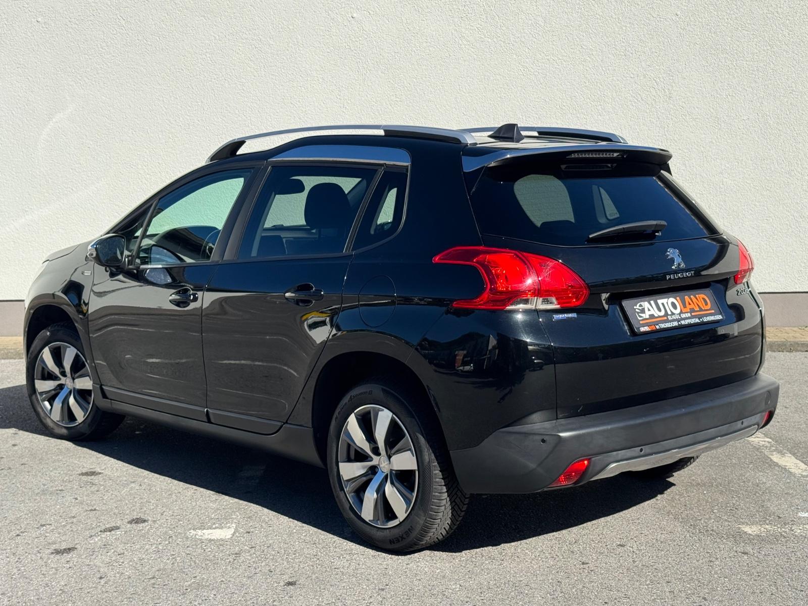 Peugeot 2008 Style*2.HAND*NUR 87TKM*PANO*NAVI*TEMPO*PDC