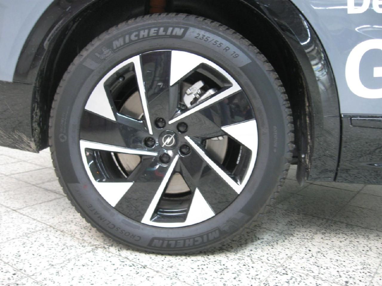 Opel Grandland 1.6 Plug-in-Hybrid 143 kW GS imagem 3