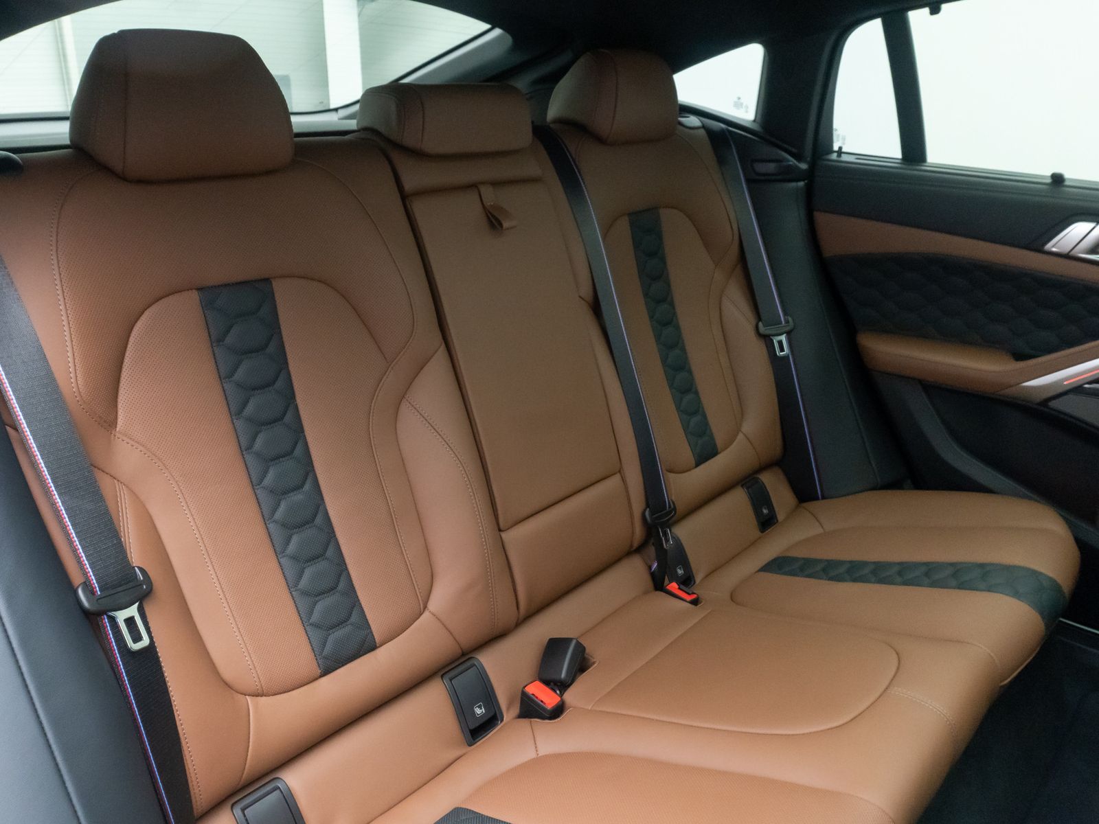 Fahrzeugabbildung BMW X6 M Competition DAB Massage 360&deg; SoftClose Voll