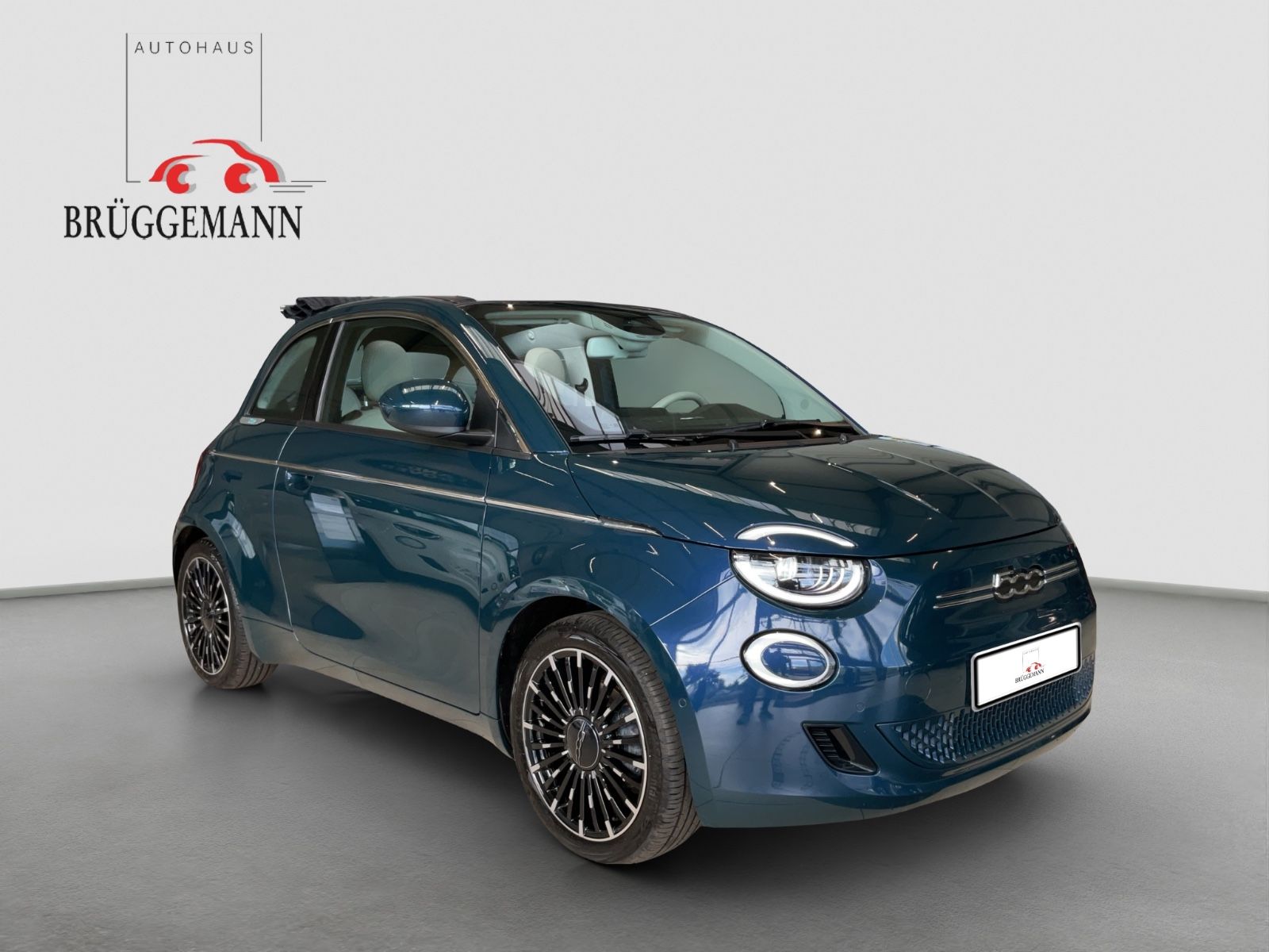 Fahrzeugabbildung Fiat 500e La Prima Cabrio 42 kWh